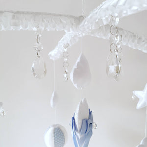 Luxurious Baby Mobile With A beautiful Frill Hanger