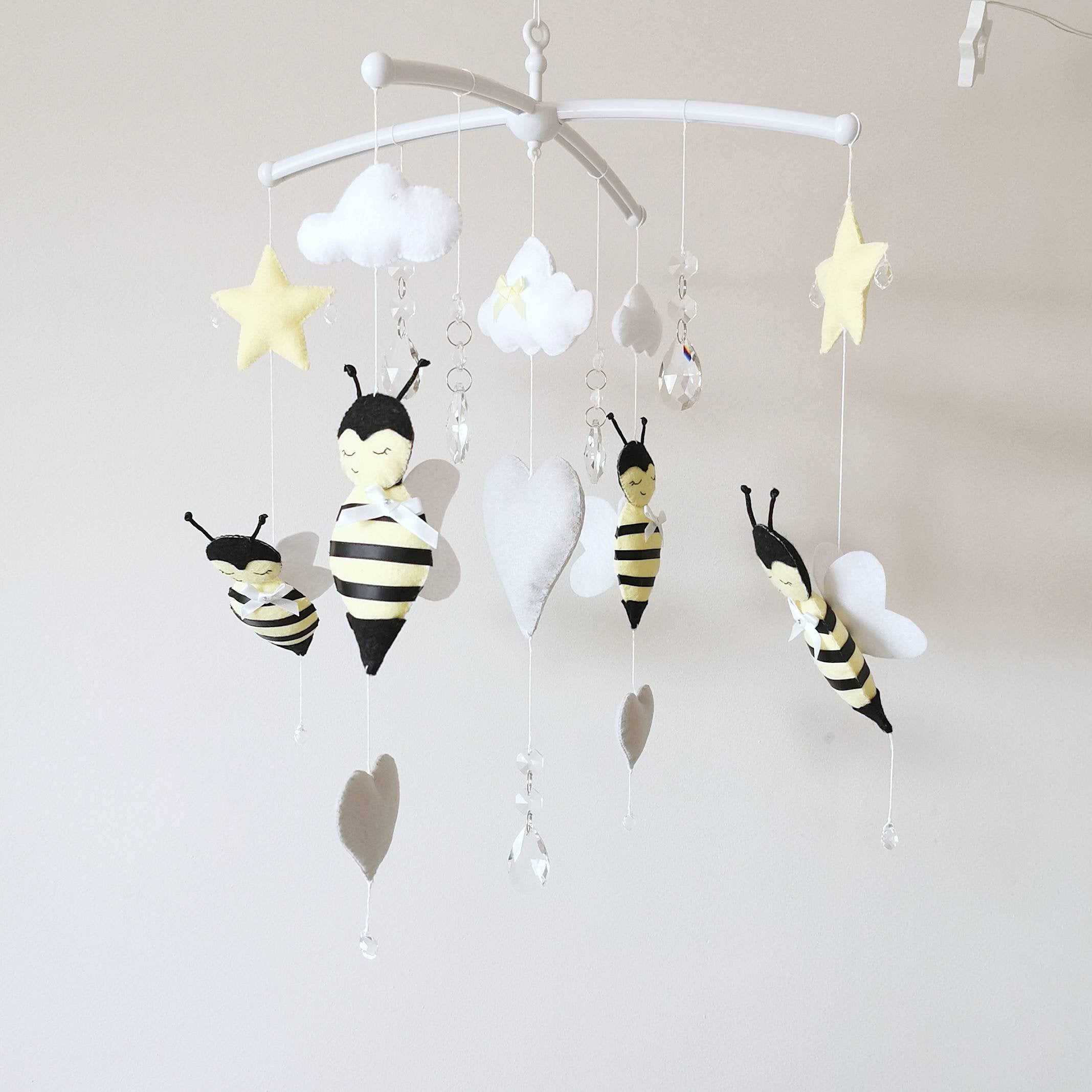 Lovely Buzzing Bee Baby Mobile